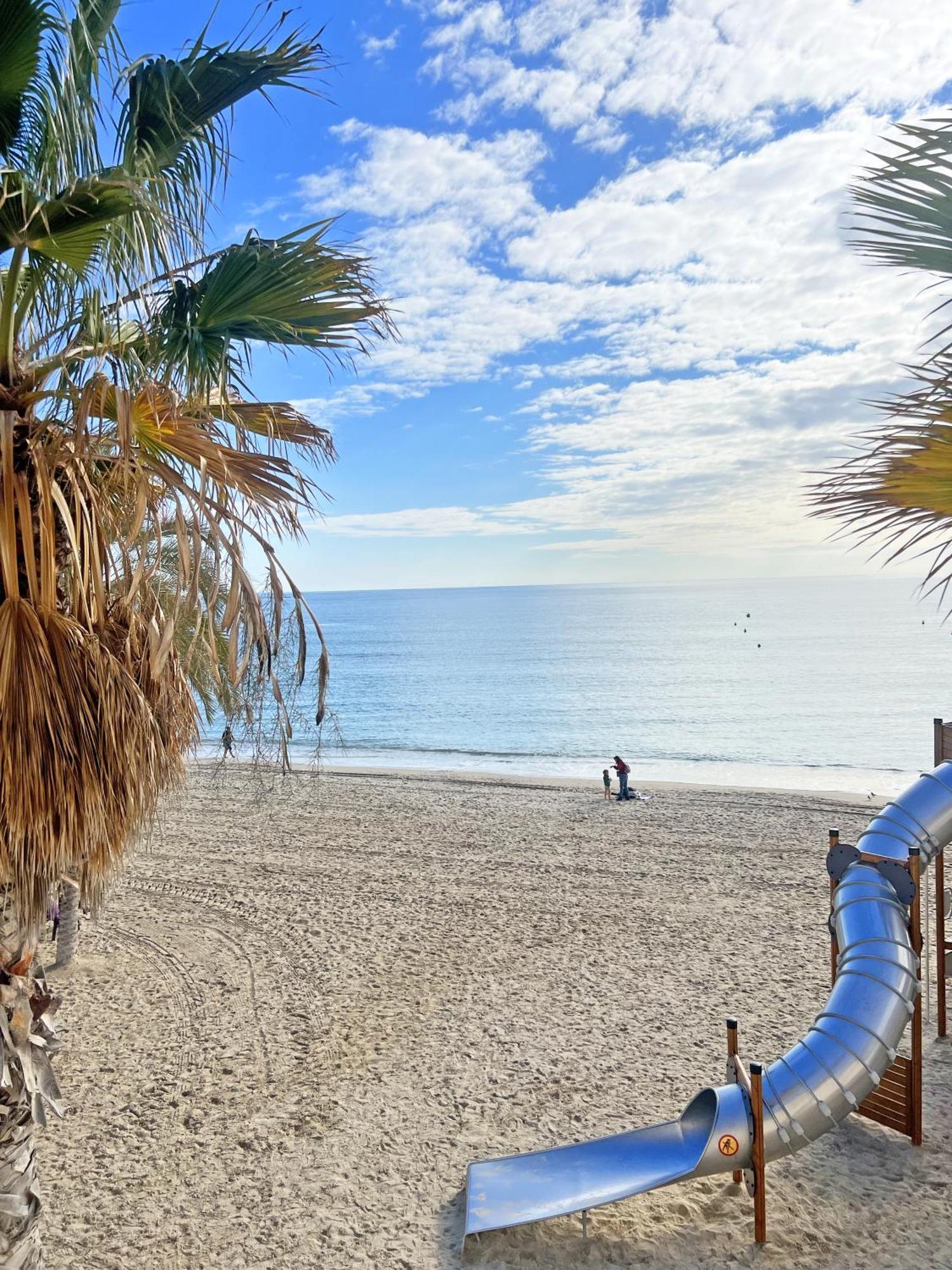 Apartamento A 100 Metros De La Playa. Parking Gratuito Privado Alicante