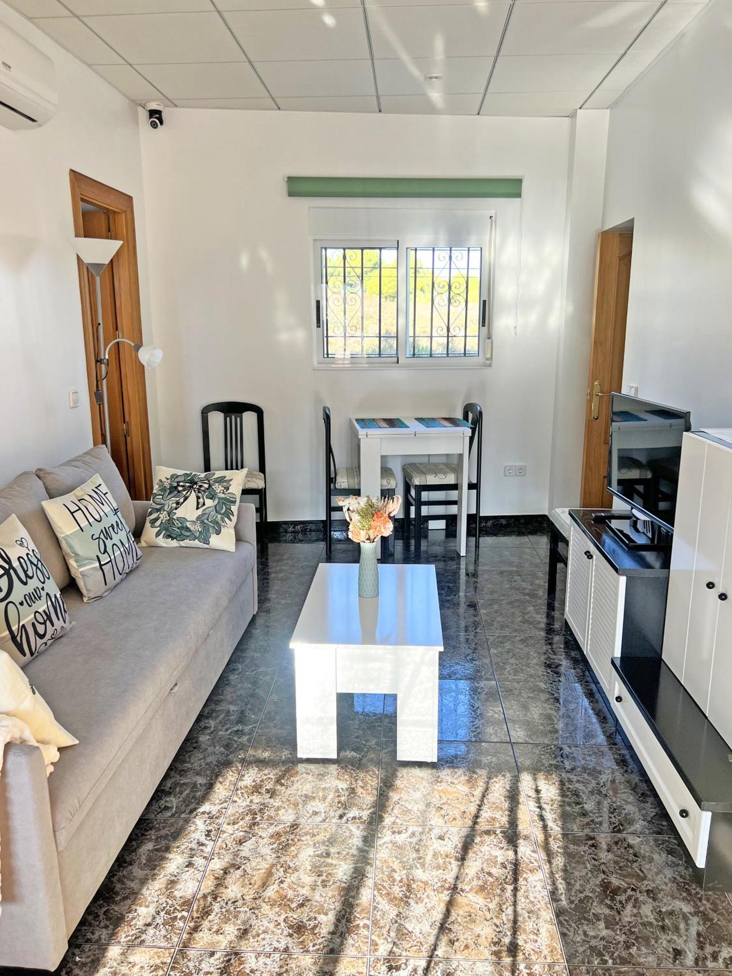 A 100 Metros De La Playa. Parking Gratuito Privado Apartamento